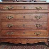 Commode coiffeuse Louis XV en noyer