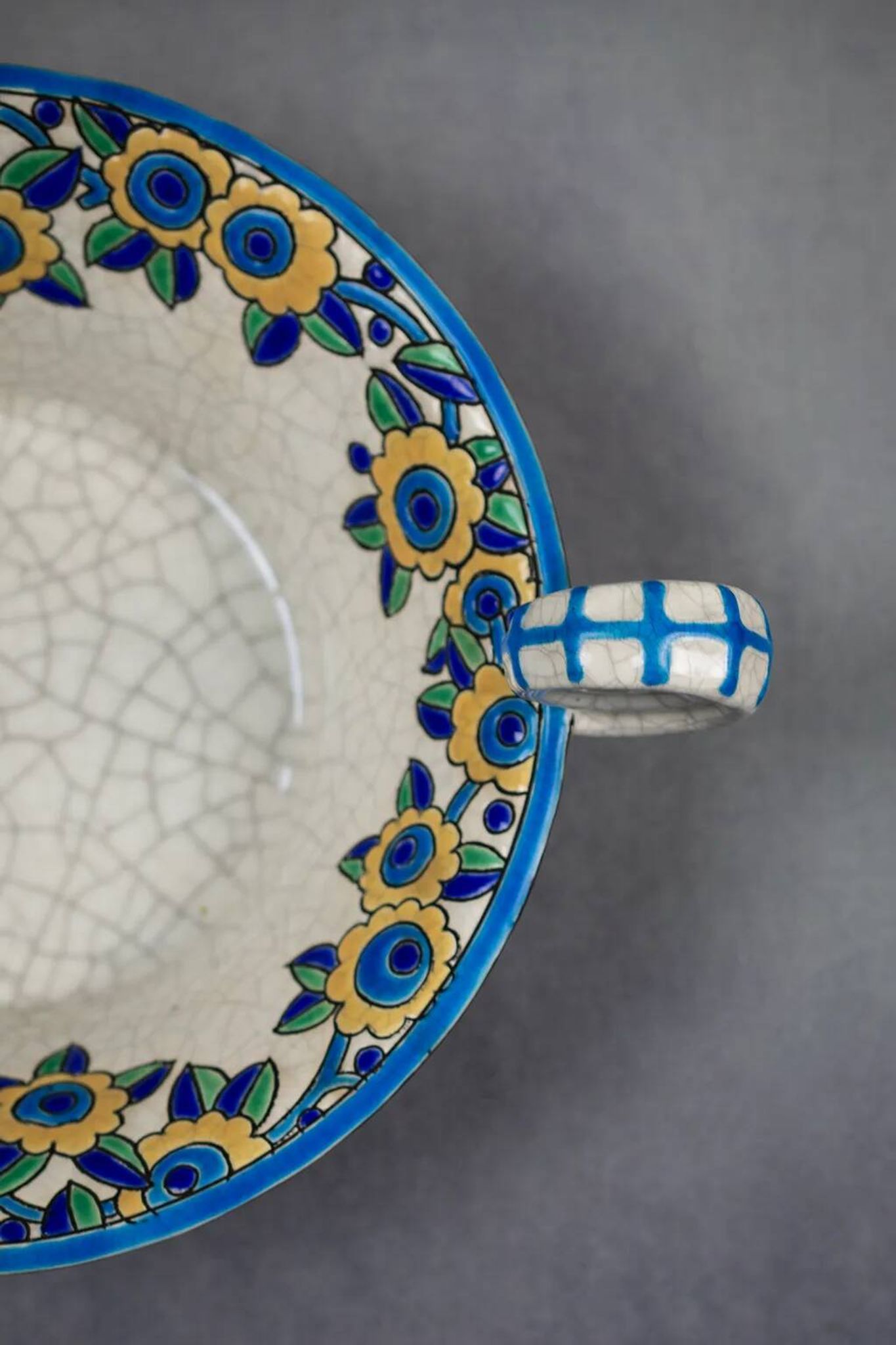 Longwy enamel bowl with handles – Art Deco floral decoration, 1930s