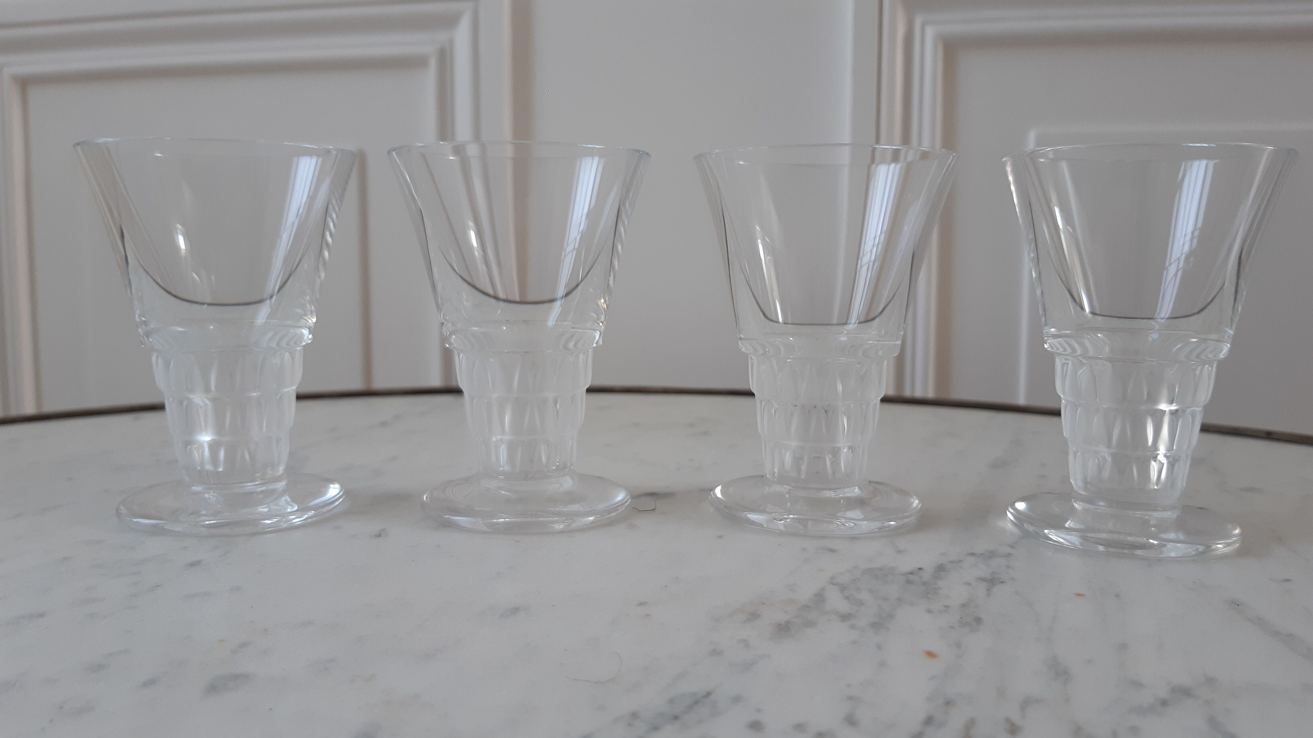 Set of 4 crystal glasses 40s