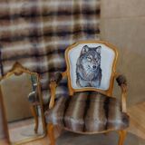 Armchair Louis XV head of wolf