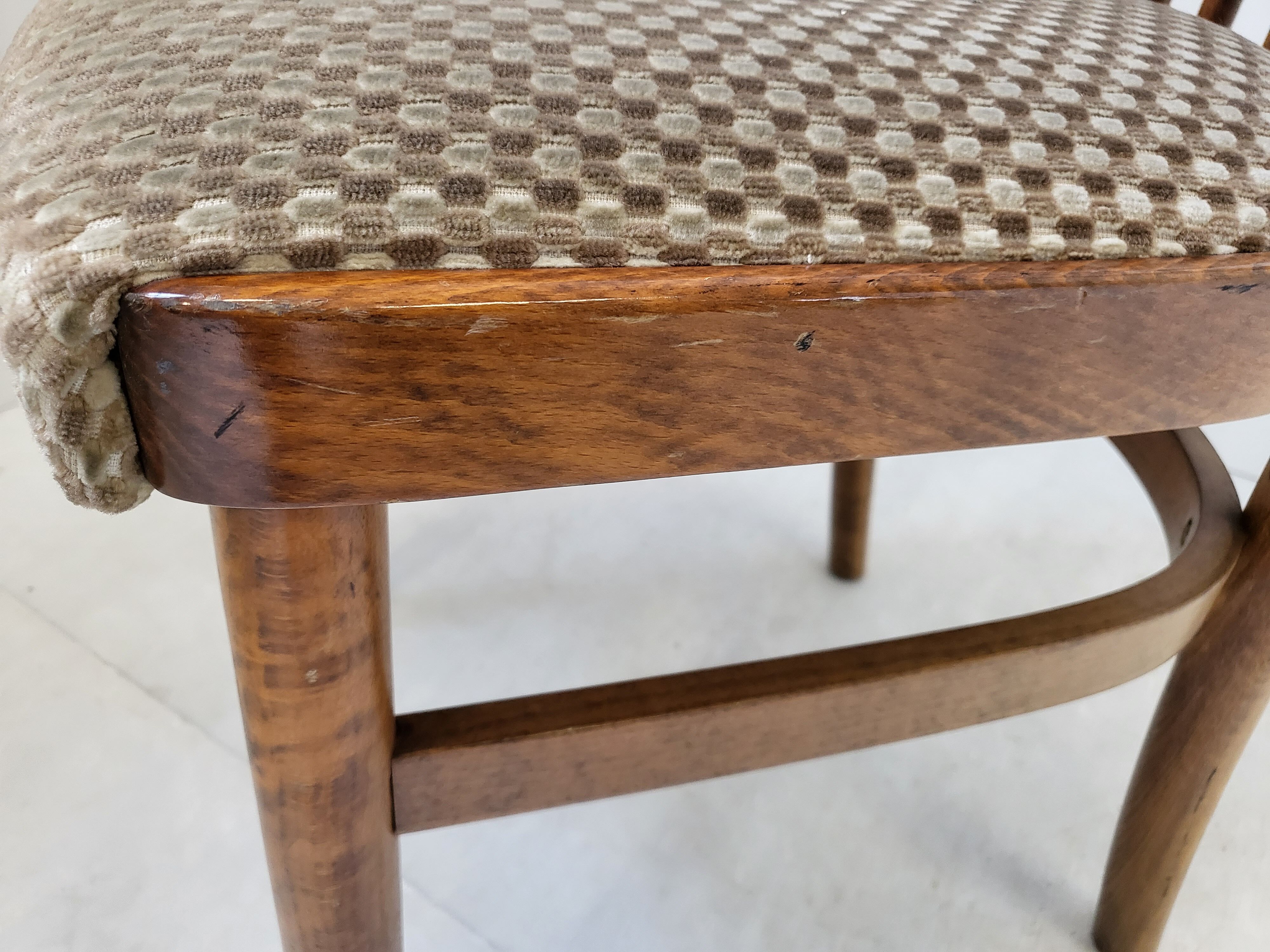 Suite of 4 chairs Baumann vintage 1970