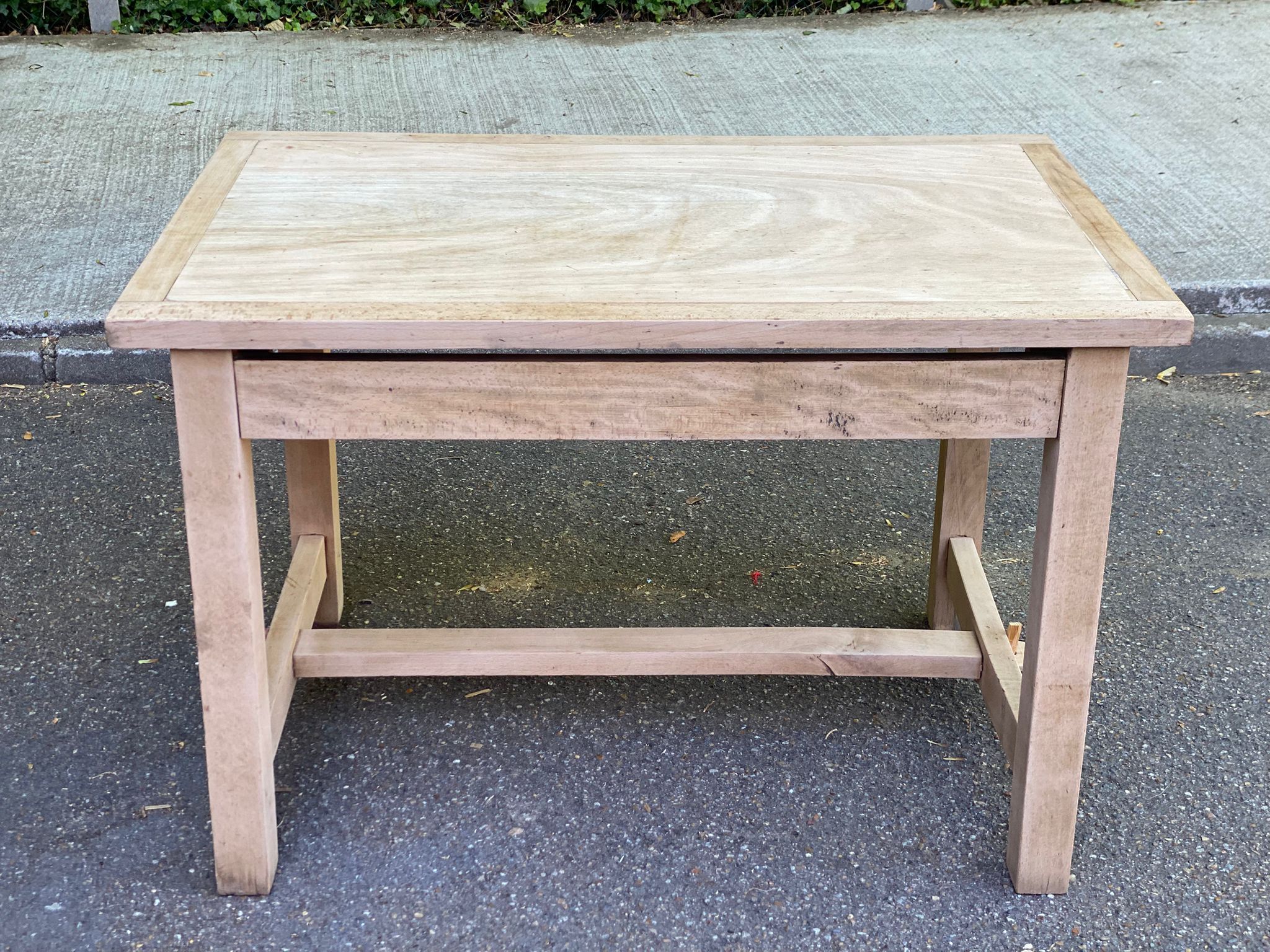 Renovated farmhouse table desk in oak, 110cm from the 1920s.