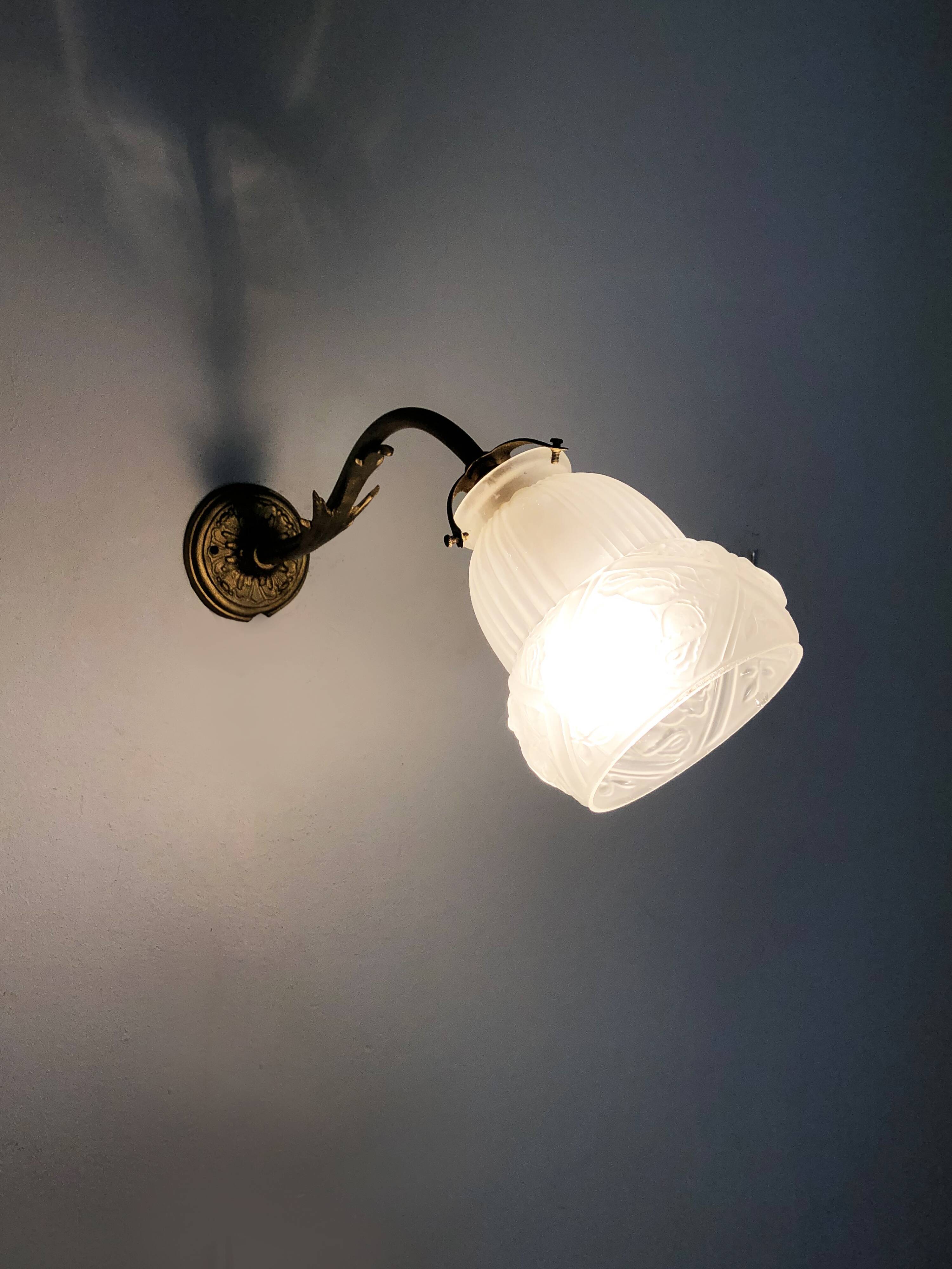 Art Deco wall lamp gooseneck brass