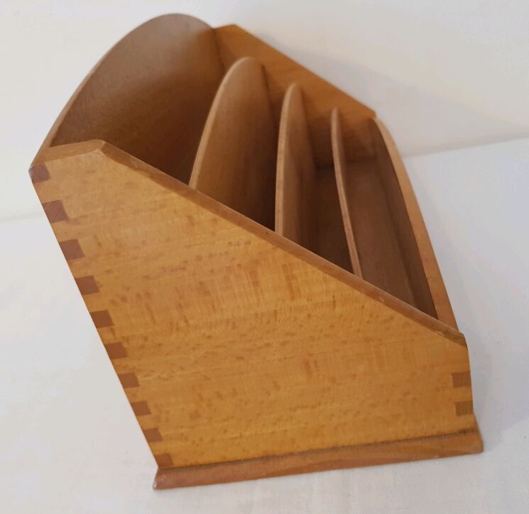 Wearing letters office master 60