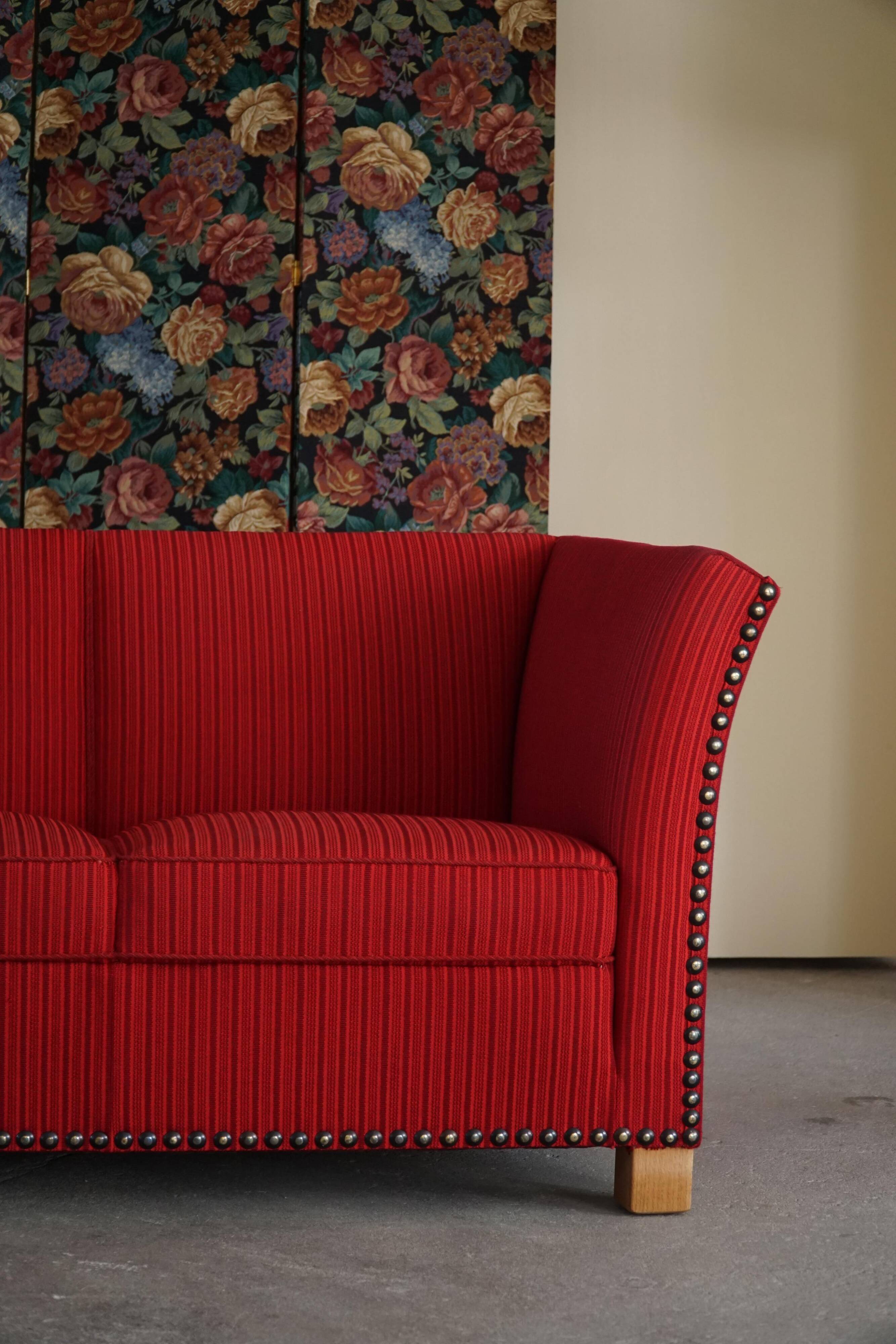 Art Deco three-seater canapé by a Danish cabinetmaker, Flemming Lassen style, 1940s.