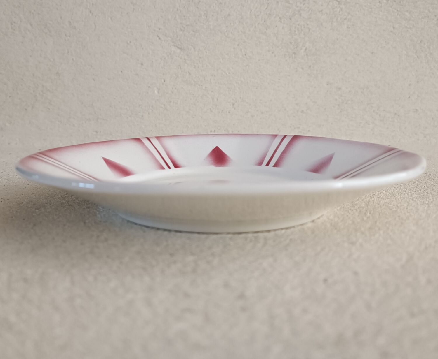 Digoin iron earth saucer