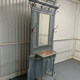 Wall mounted coat rack