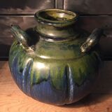 Flamed sandstone vase 3 handles