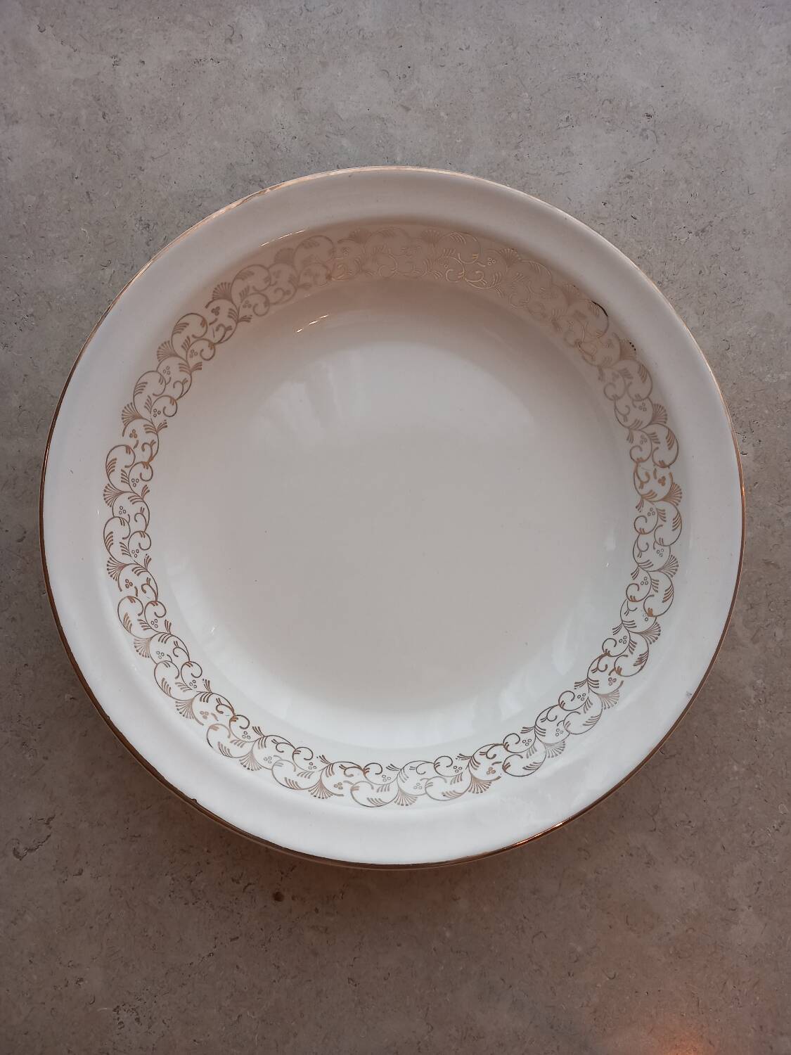 Sarreguemine and Digoin serving dish