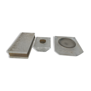 Ensemble cendrier, briquet