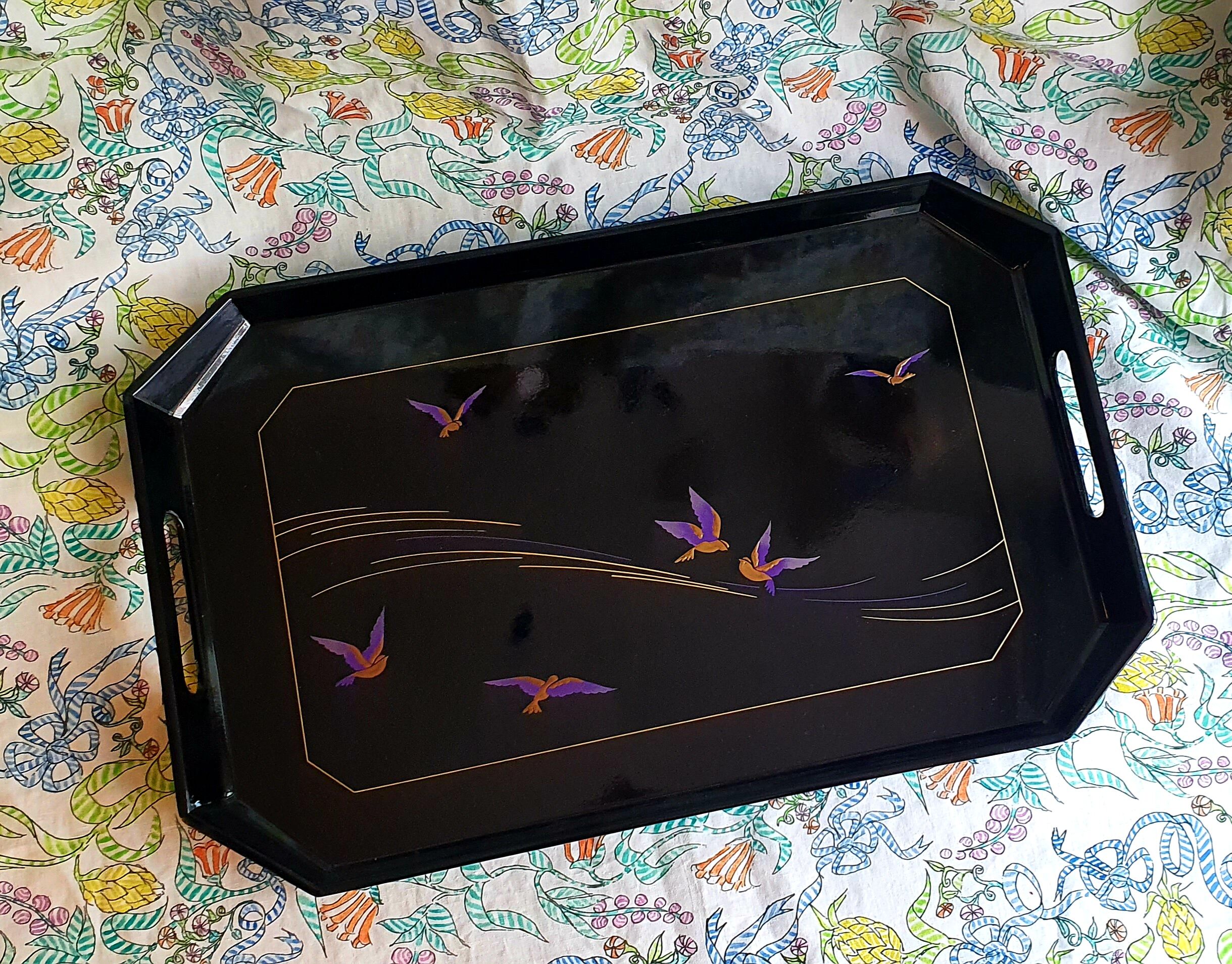 Plateau en laque japonaise décor oiseaux violets et or