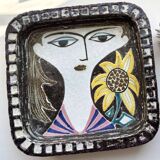 Face illustration ceramic bowl by Mari Simmulson for Upsala Ekeby, Sweden, 1960s