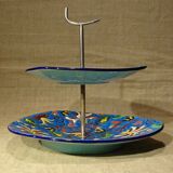 Servant silent emaux Longwy cake mignardises display