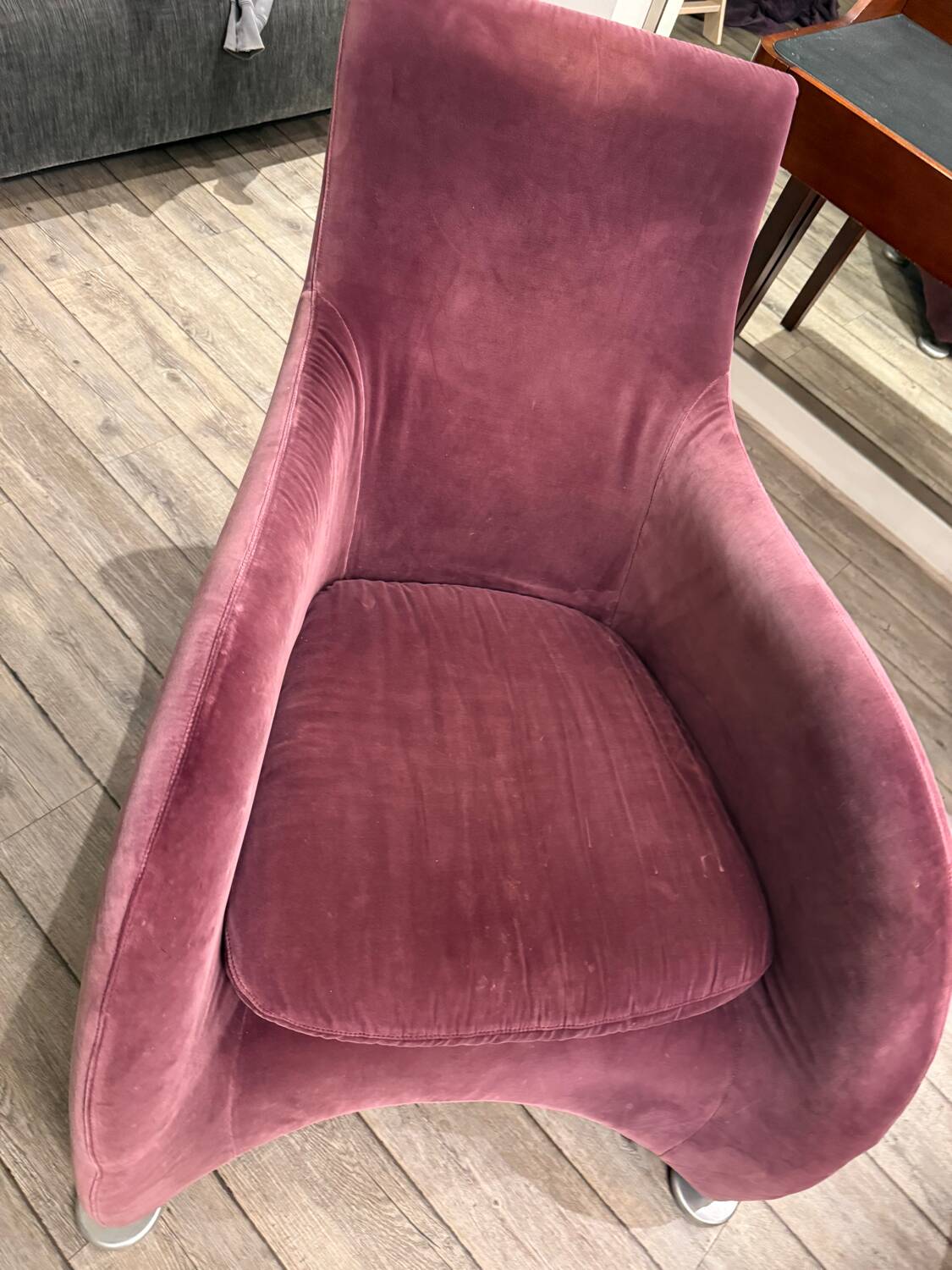 2 Loge armchairs for Montis