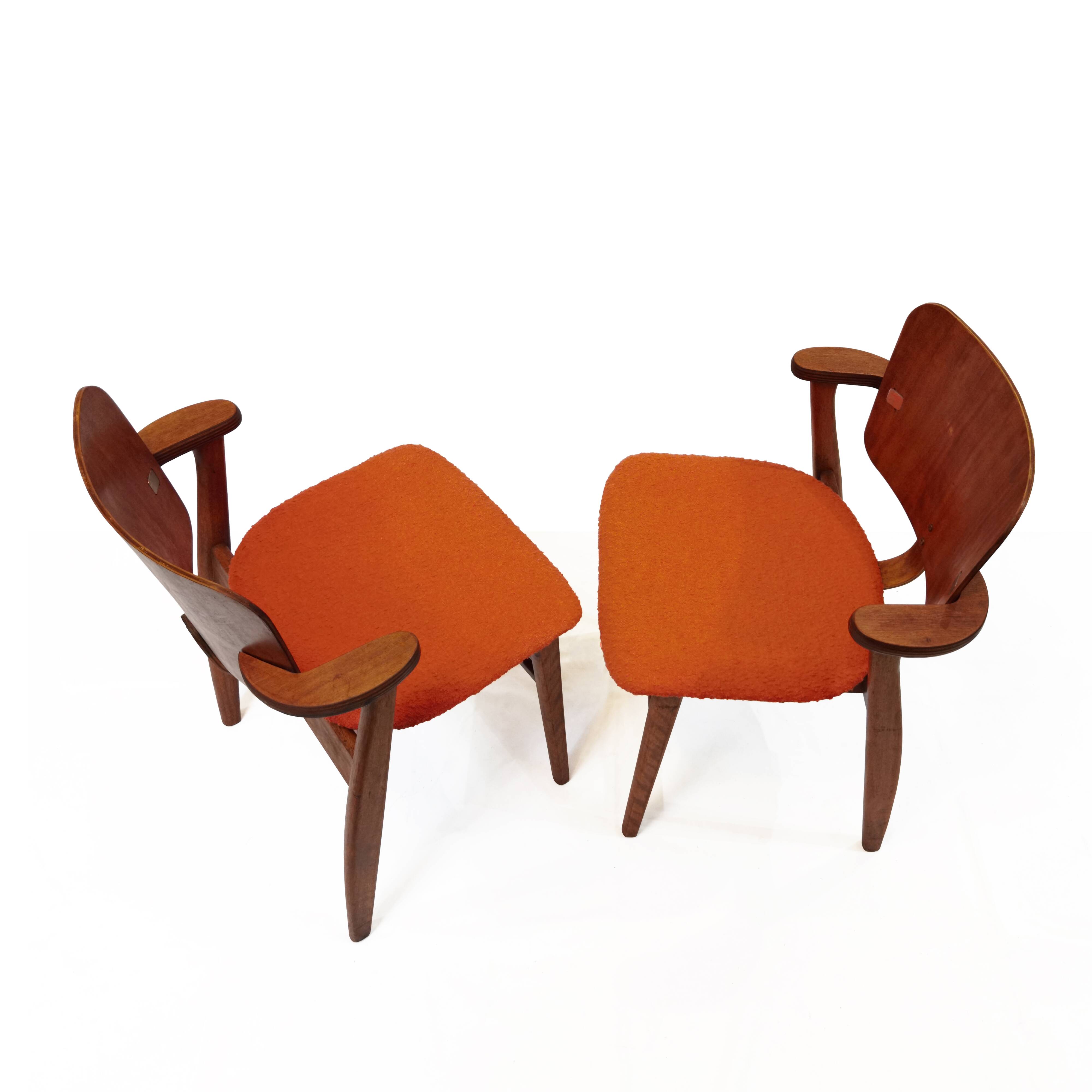 Ilmari Tapiovaara, Set of 2 vintage ‘Domus’ armchairs, 1946