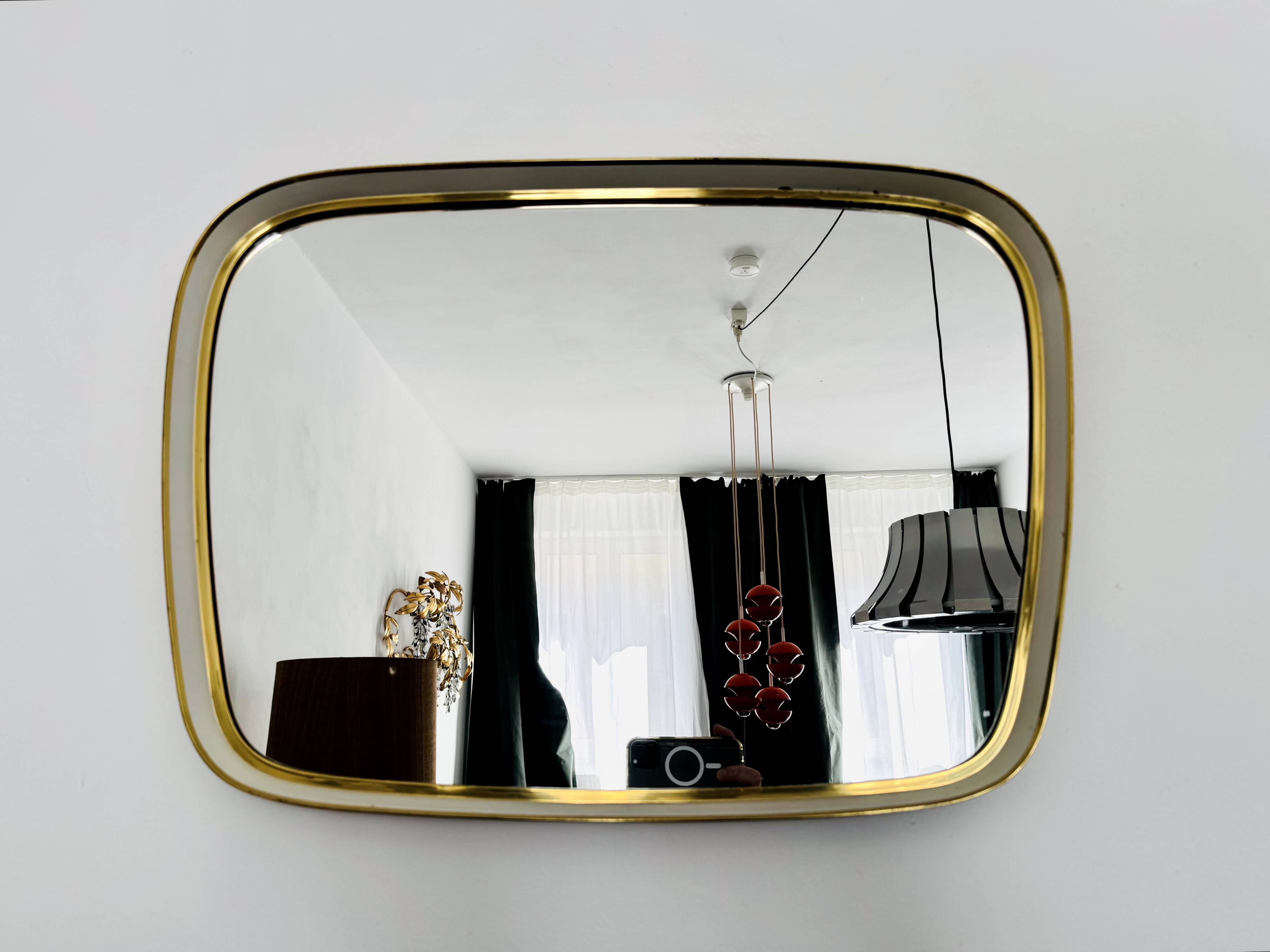 Brass Wall Mirror by Vereinigte Werkstätten München