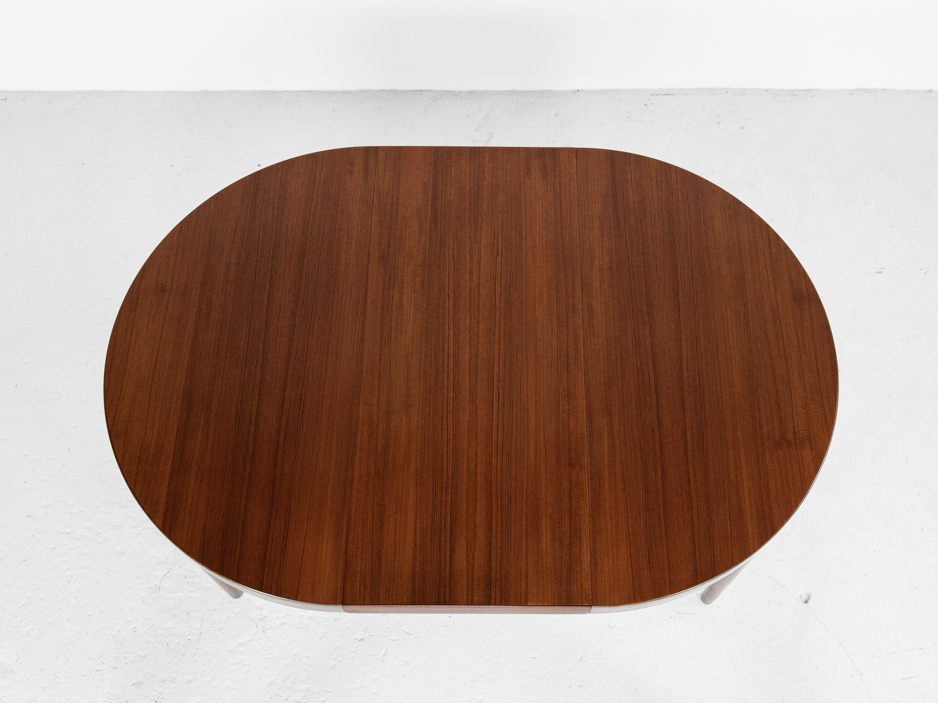 Midcentury Danish round dining table in teak by Gudme 1960s