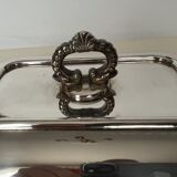 Dish in silver metal