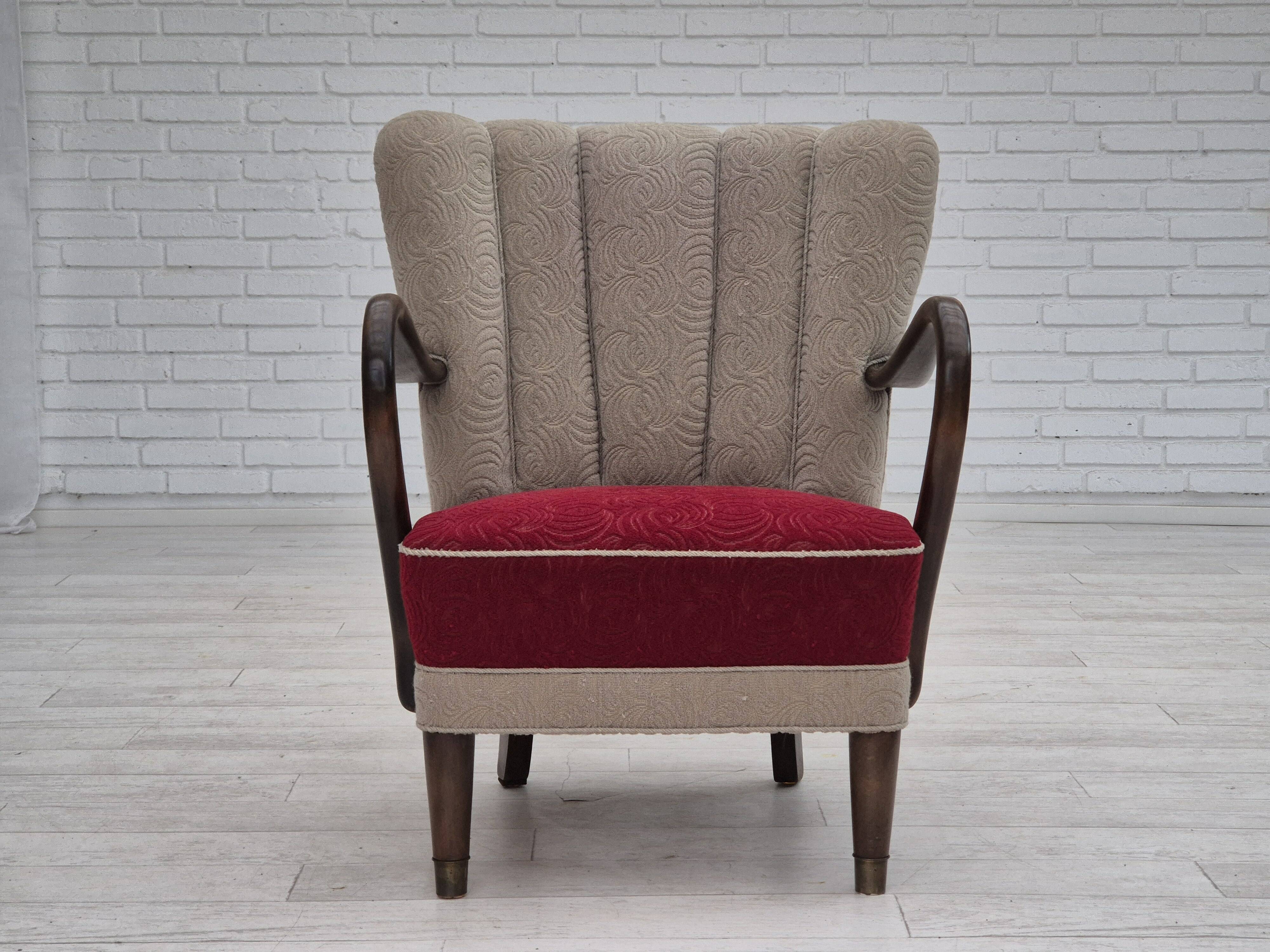Années 1960, design danois par Alfred Christensen, fauteuil en état d'origine.