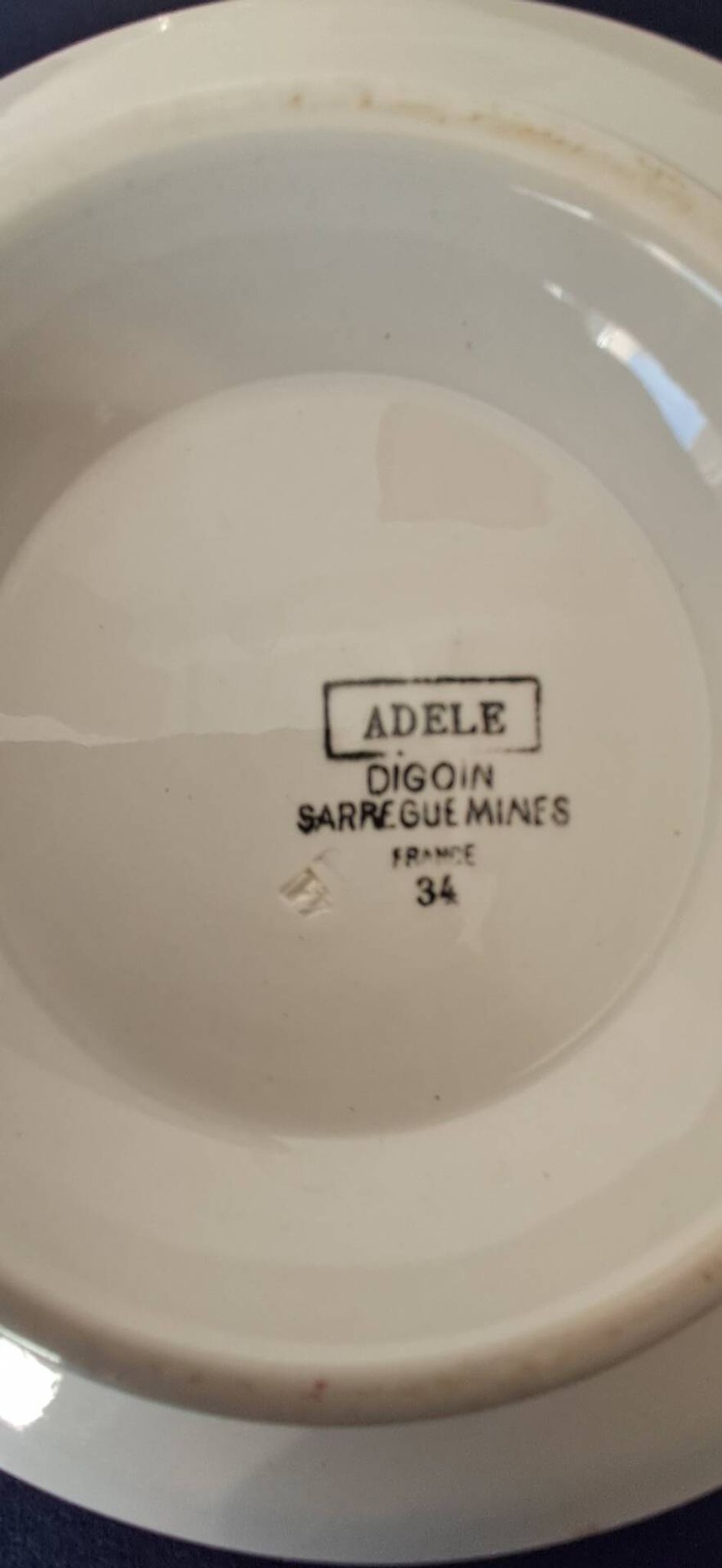 2 plats à gâteaux sur pied. Modèle Adèle de Digoin Sarreguemines.  Ann