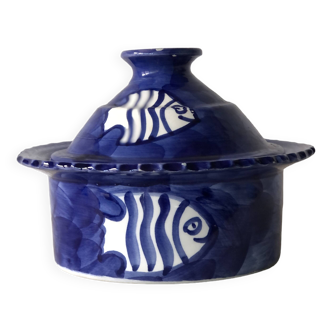 Salad bowl with ceramic lid