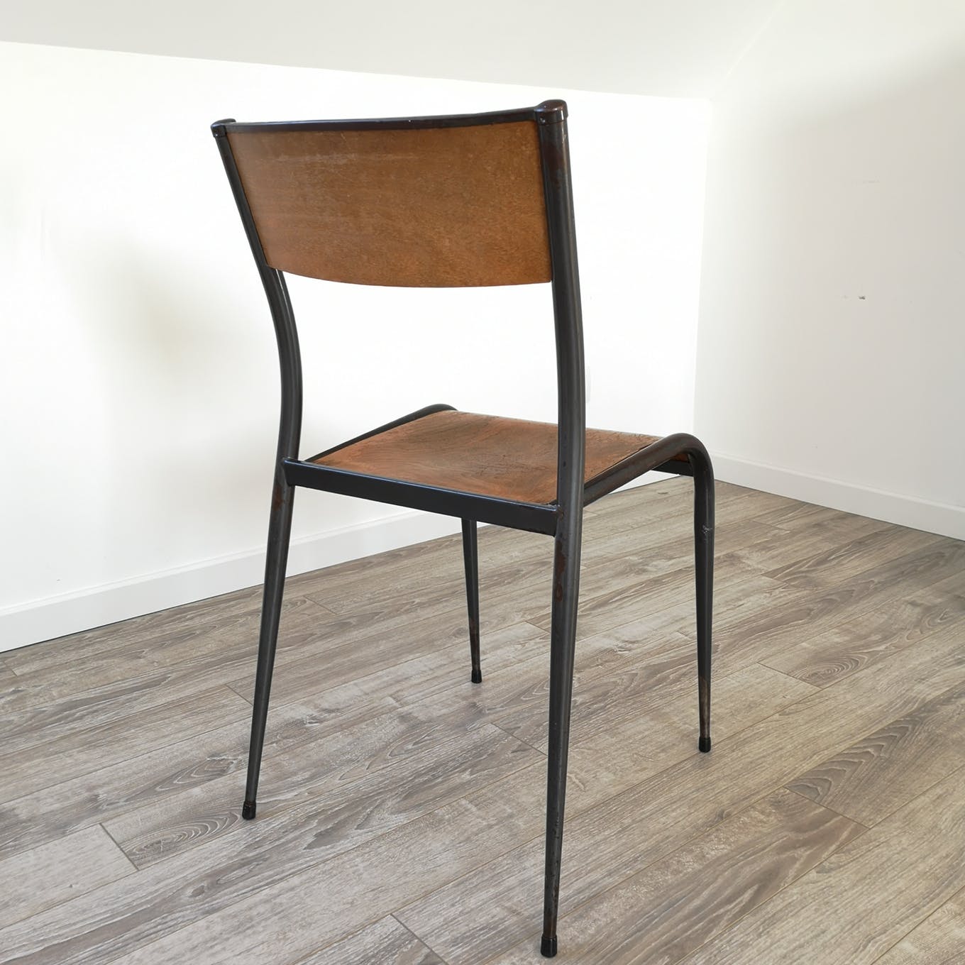 School mullca feet time chair