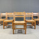 Ensemble de 5 chaises en bois de pin par GM Mobler, années 1960.