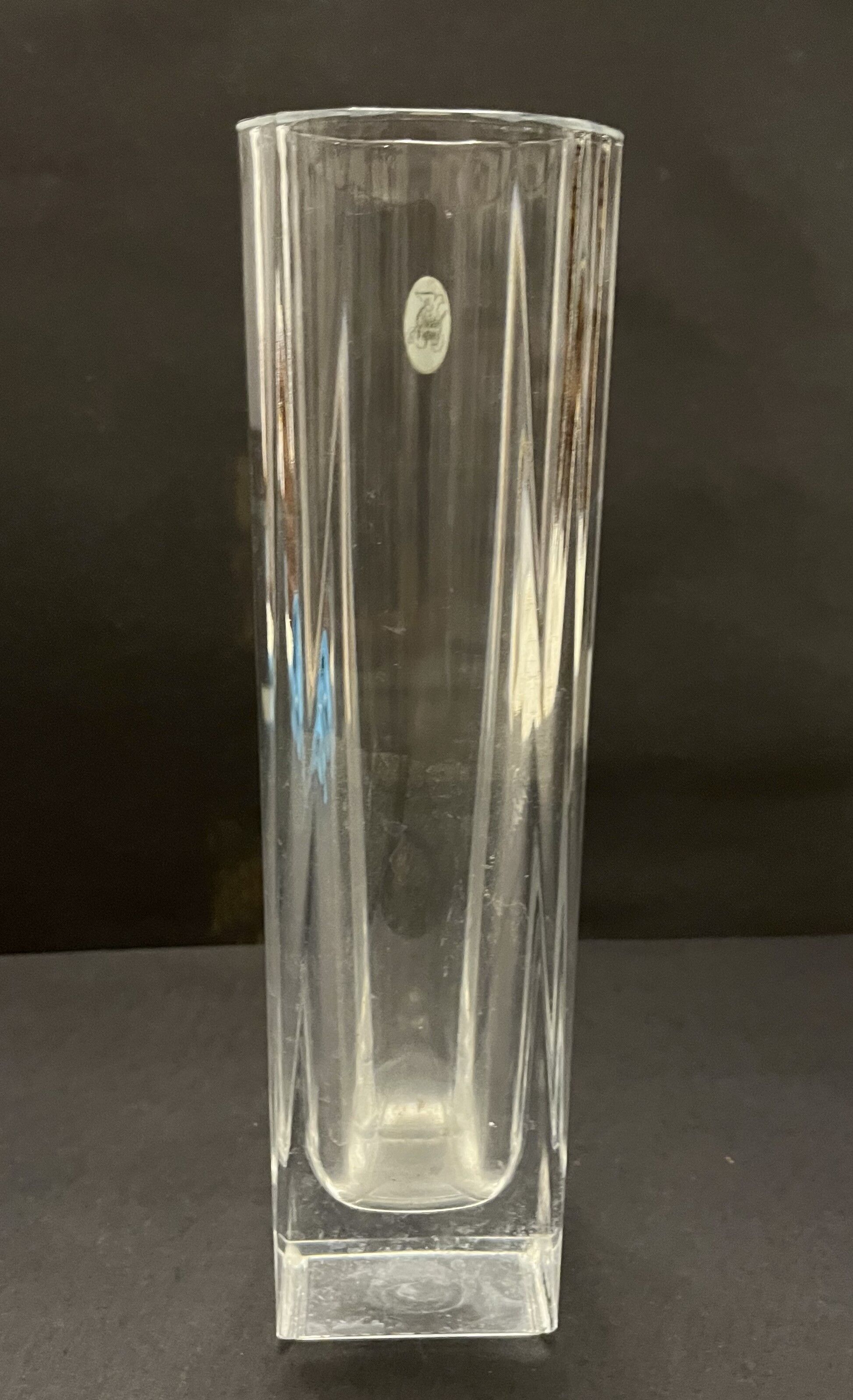 Square-based crystal vase