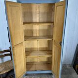Armoire parisienne