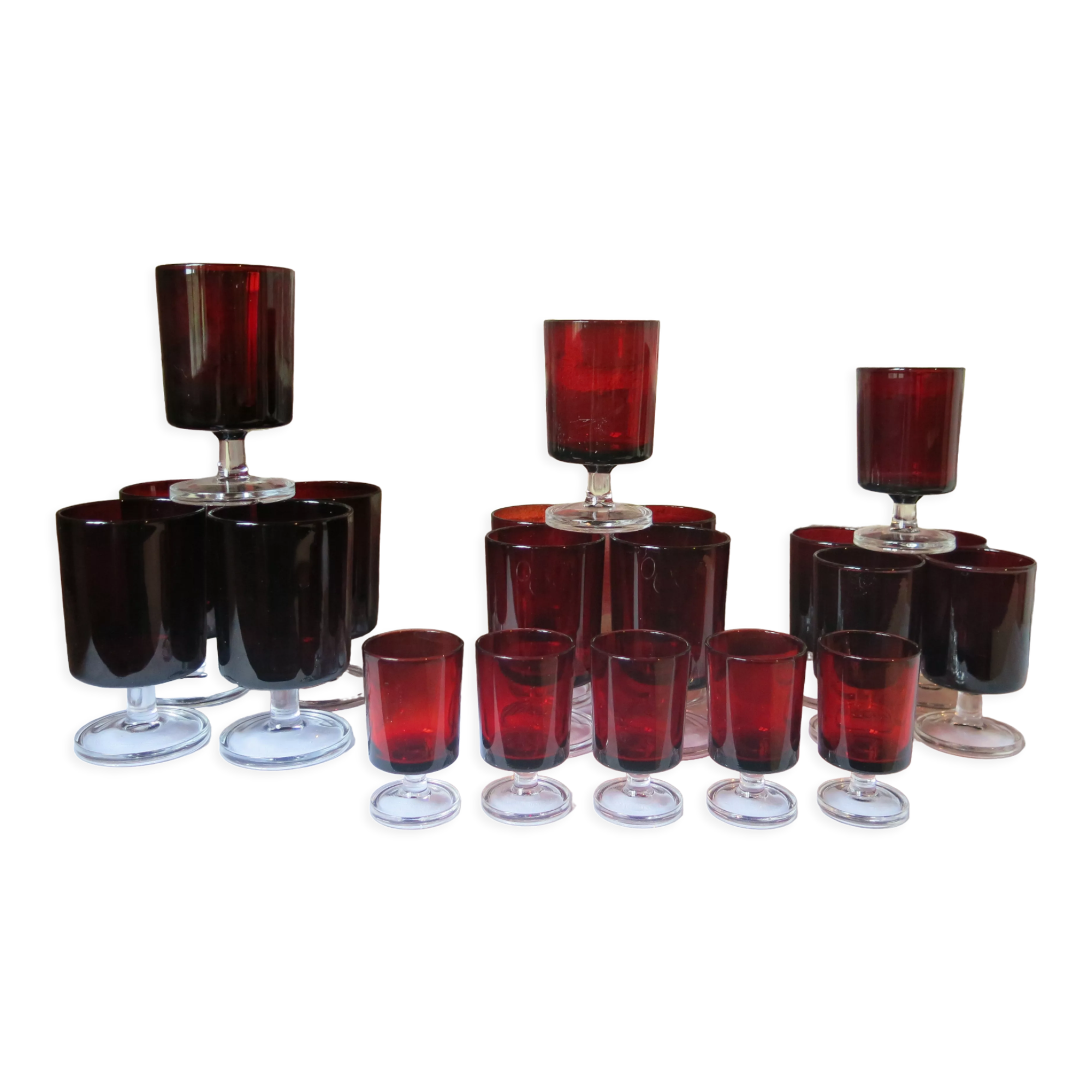 Set of 20 Arcoroc Ruby glasses of 4 different sizes