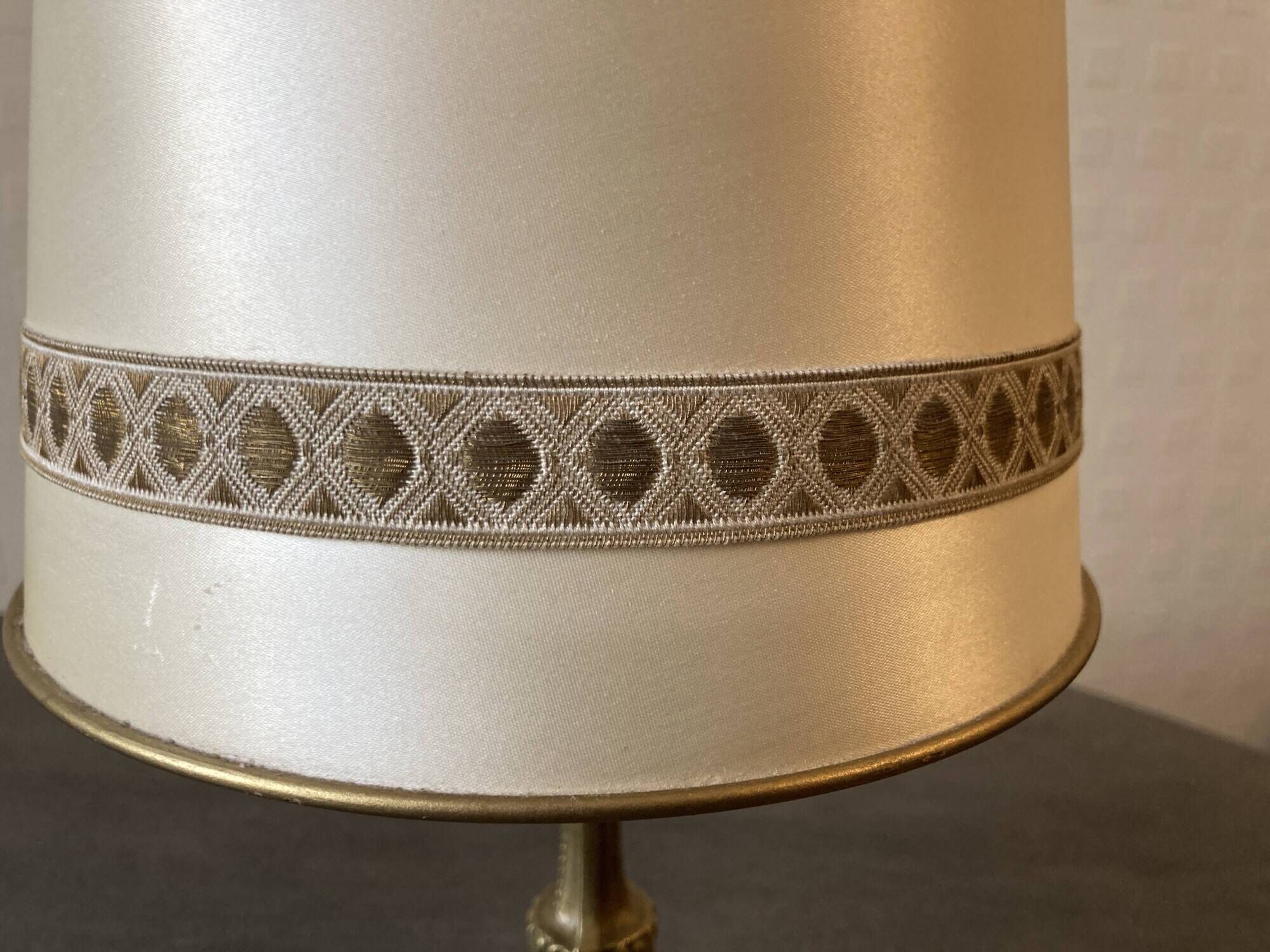Vintage brass table lamp – 1950s – Rococo style base