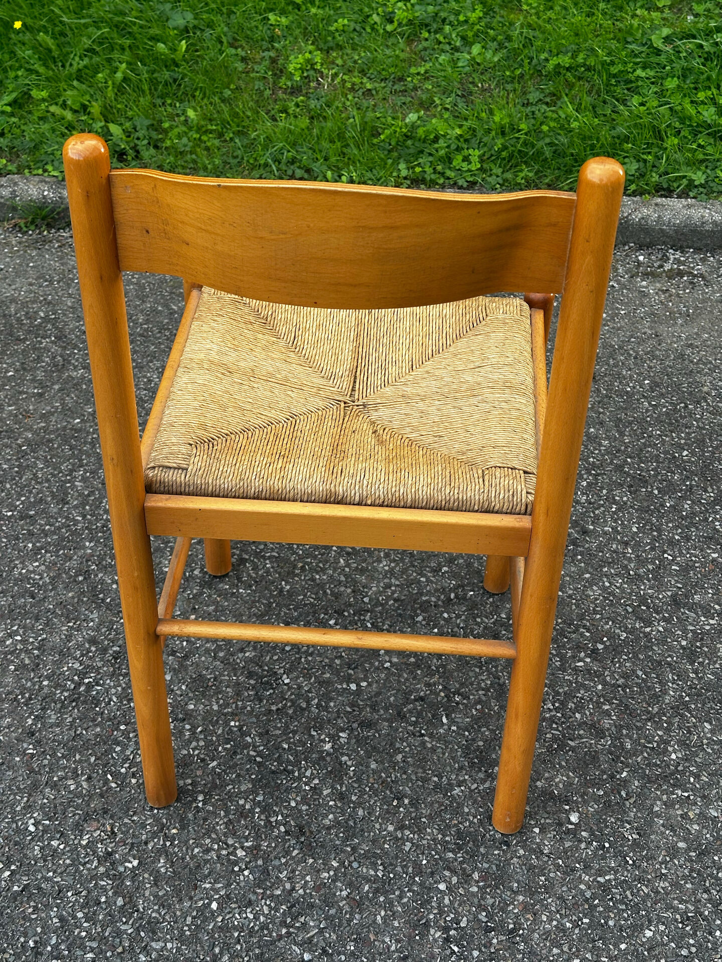 Paire de chaises en bois et paille – années 50-60