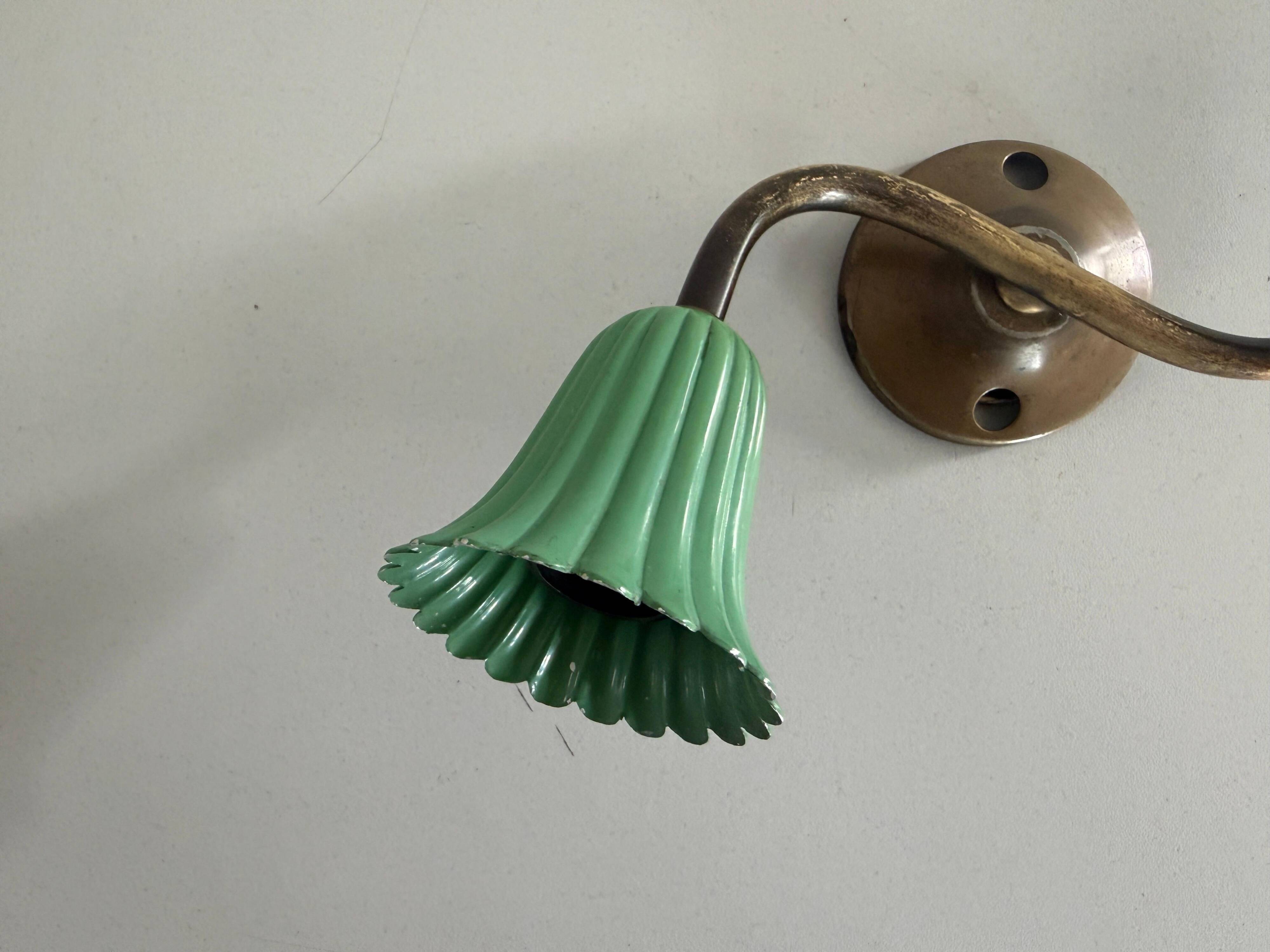 Small simple 2-headed brass wall light, 1950s, Italy.