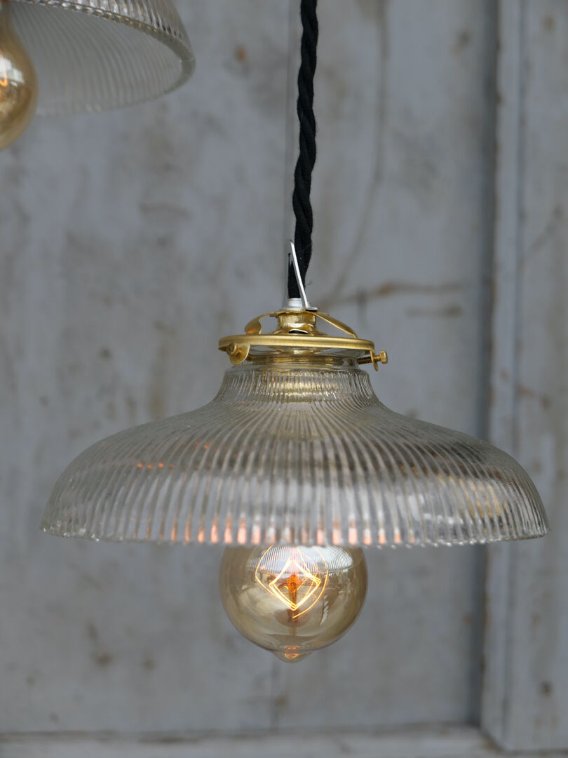 Day abat suspension industrial holophane workshop