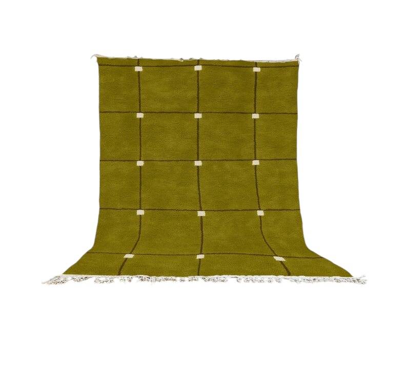 Handwoven natural wool rug, size 150/250 cm.