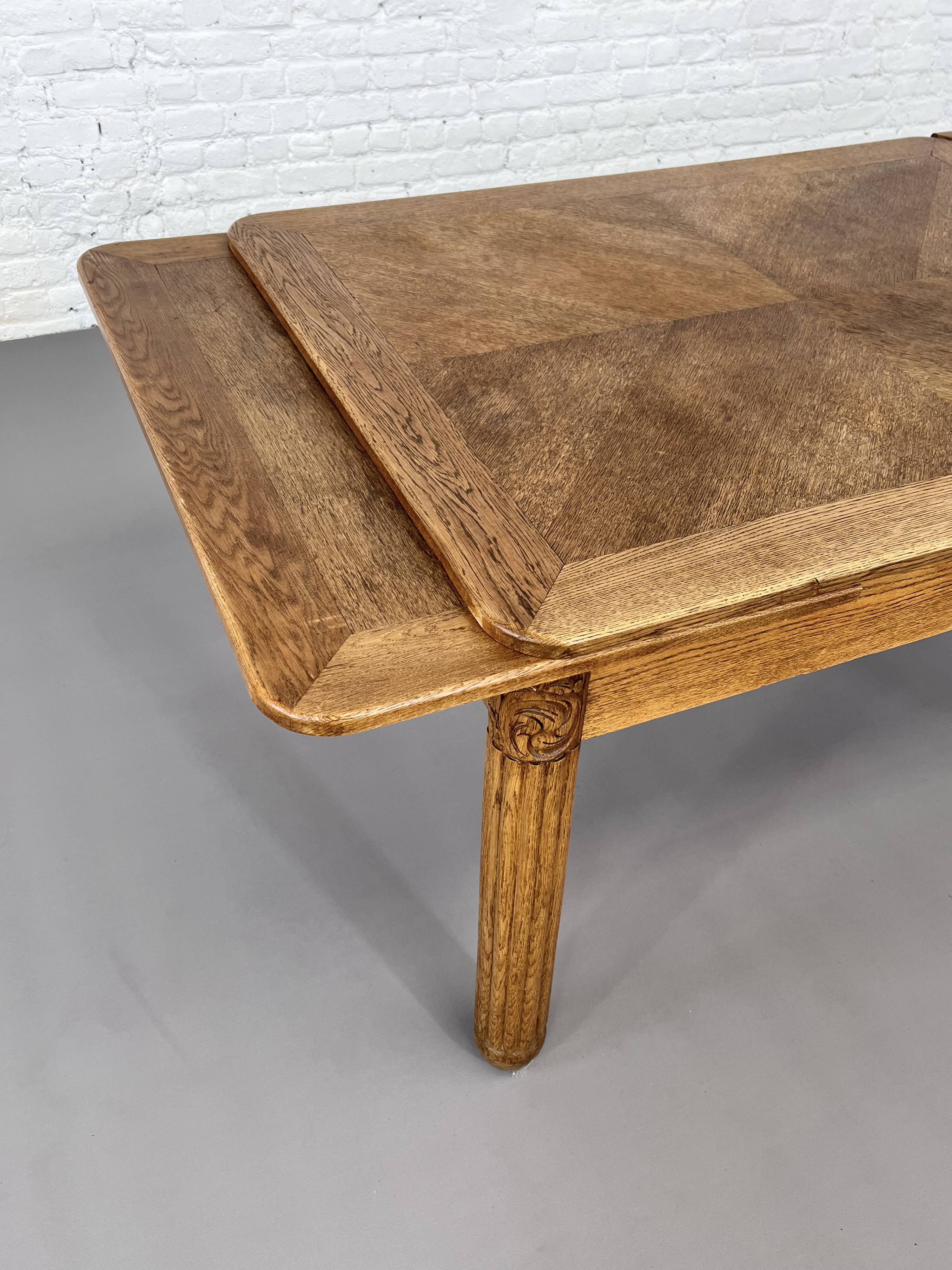 Rectangular dining table in oak and extendable early twentieth century