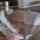 Lot de 11 coupes à champagne en verre ancien ciselé décor floral sur pied bas