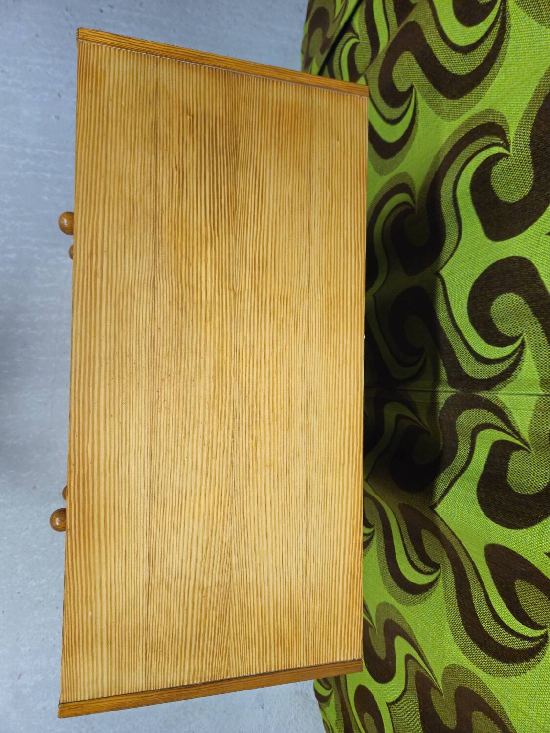 Vintage pine chest of drawers 1980