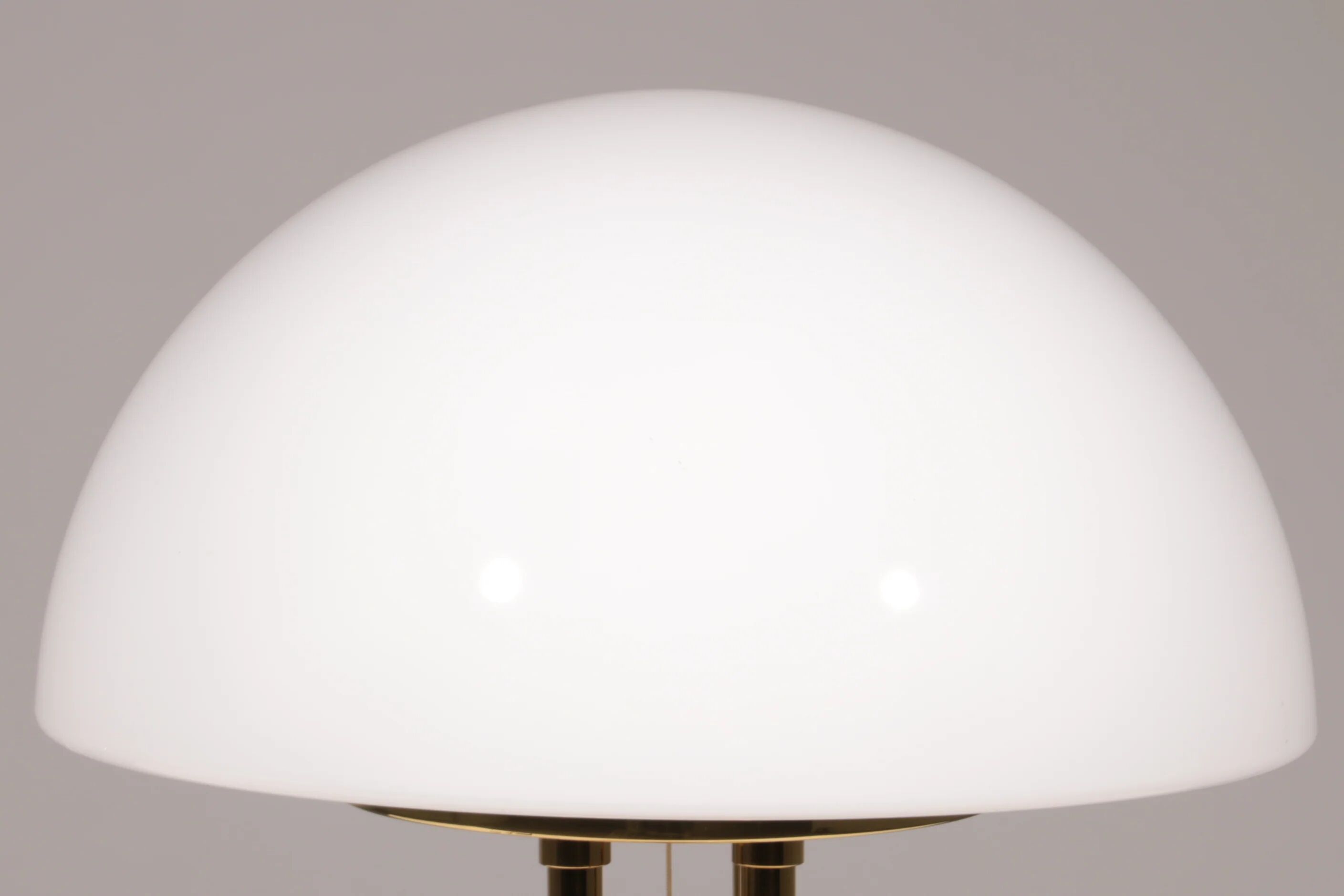 Iconic mid-century elegance – Glashütte Limburg model 6364 table lamp