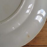 Plat rond en terre de fer