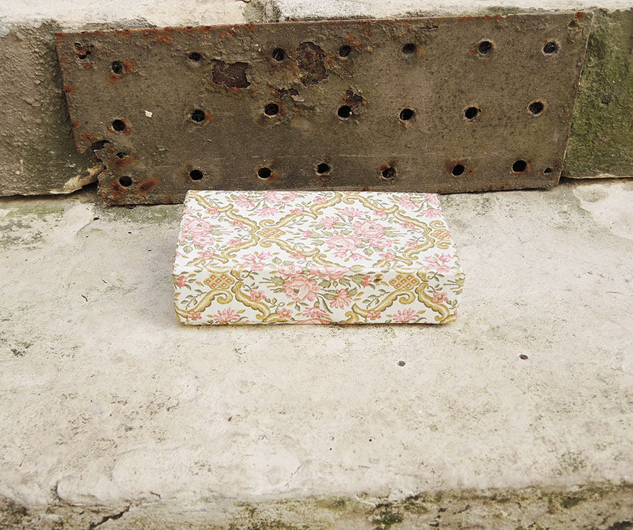 12 ancient fleur de lys knife holders in terracotta