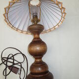 Table lamp, walnut foot