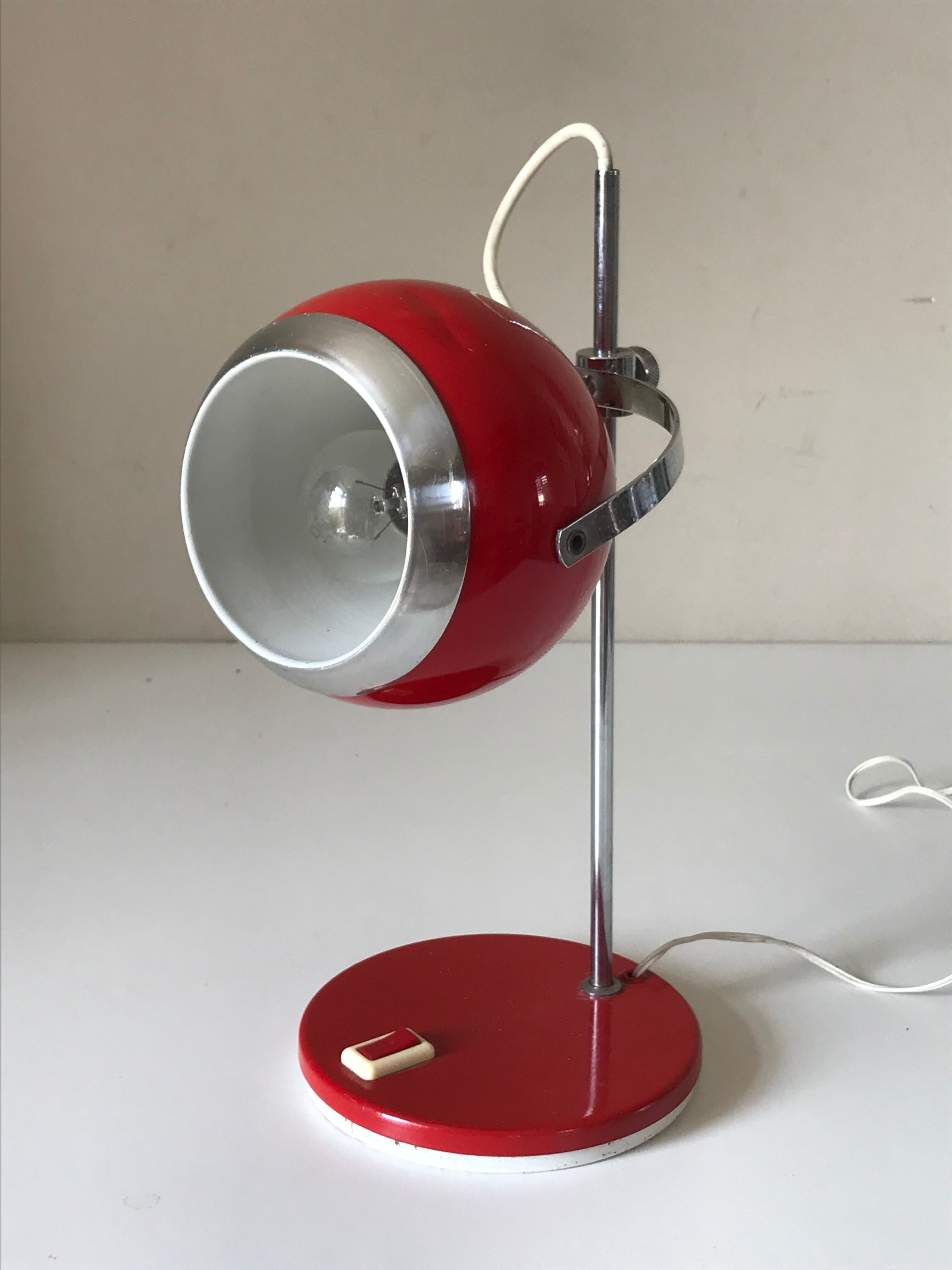 Vintage red eye ball lamp 1970
