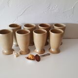 Ensemble de 8 mazagrans anciens en grès, de la manufacture française CNP Village