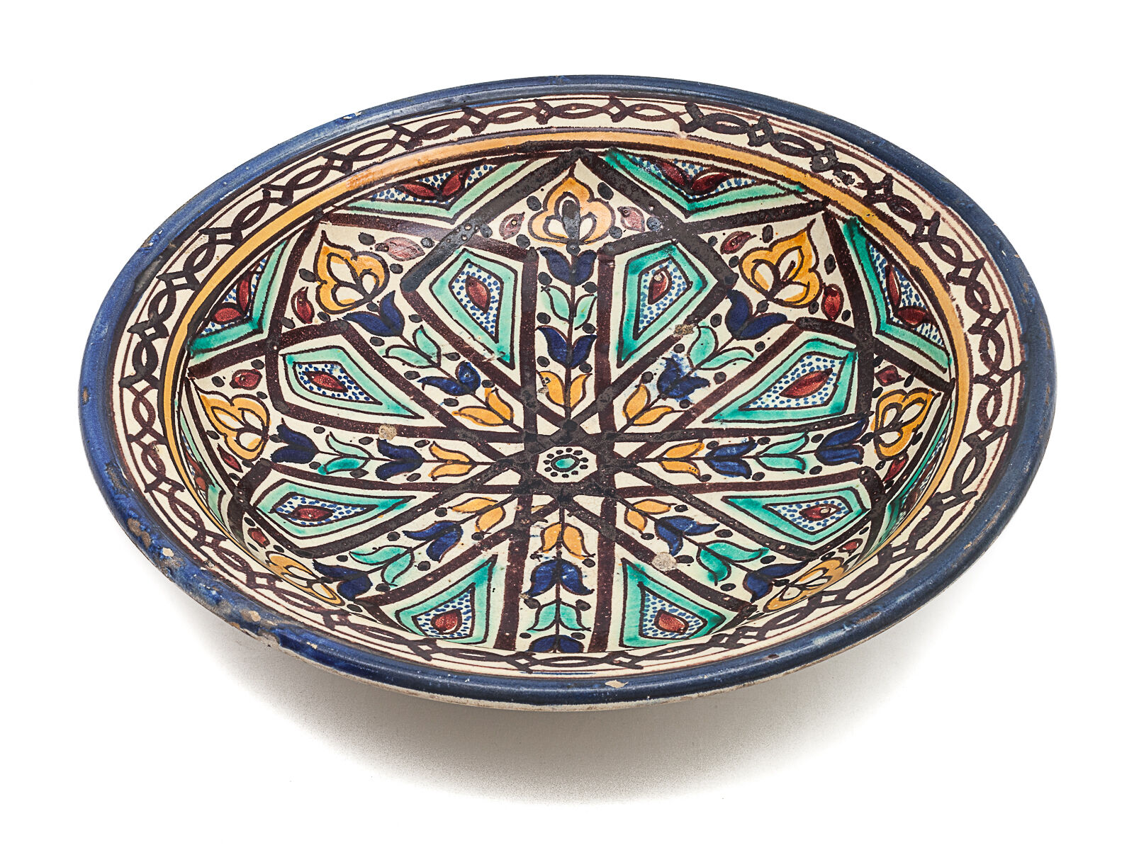 Vintage Moroccan dish, 1900