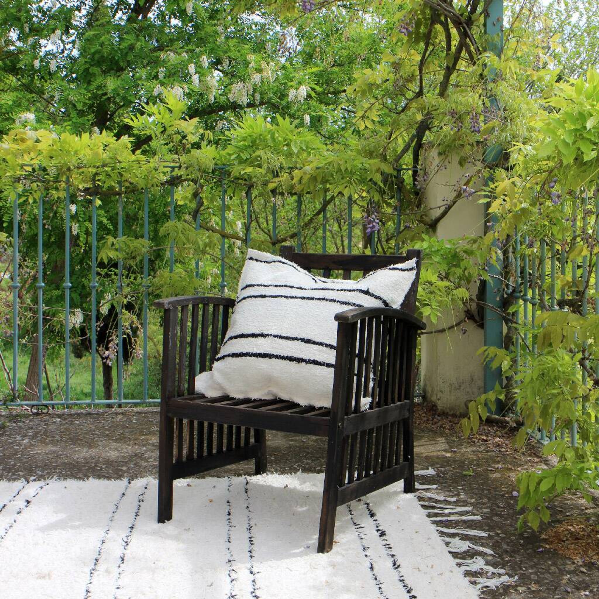 Handmade cushion cover - handwoven