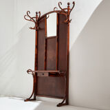 10904 coat stand