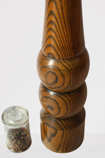 Giant pepper mill in ash wood Borel France
