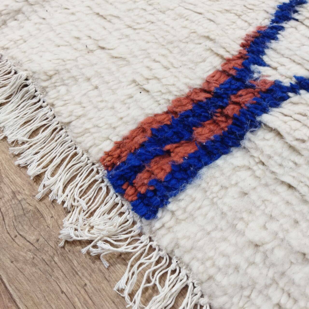 Handmade wool Berber rug 265x193cm