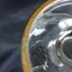 Vase en verre gravé sur pied